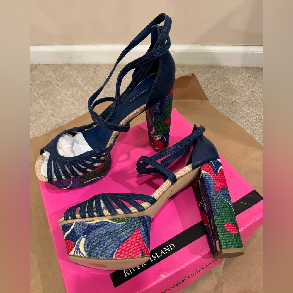 River Island Navy Strappy Platform Sandals - Picture 3 of 8
